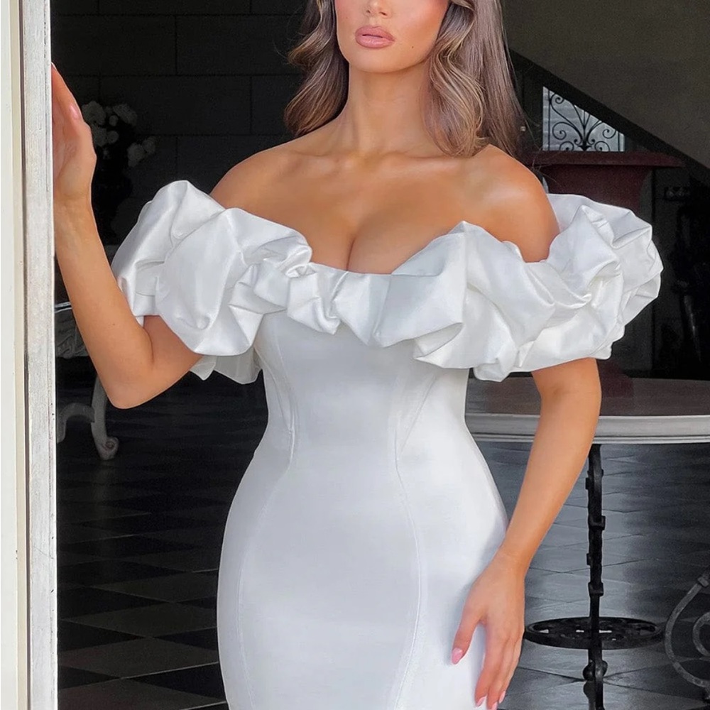 Chic Off-Shoulder White Ruffle Dress